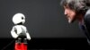 Toyota ra mắt robot ‘tâm tình’