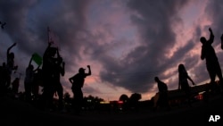 Des manifestants à Ferguson, dans le Missouri 