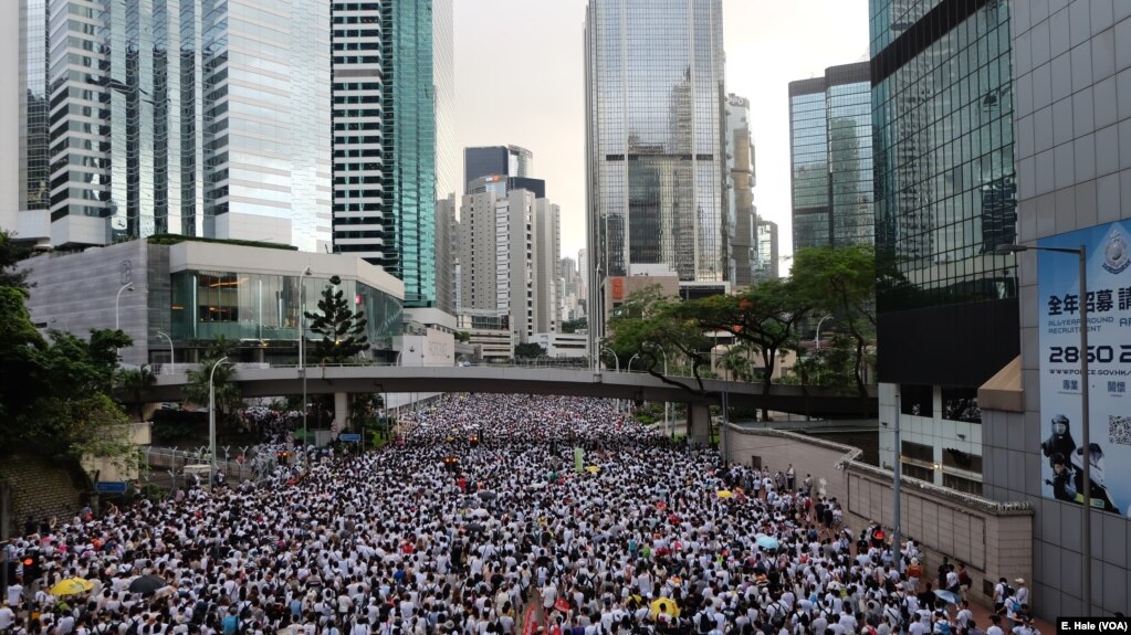 Rritet numri i vetëvrasjeve në Hong Kong