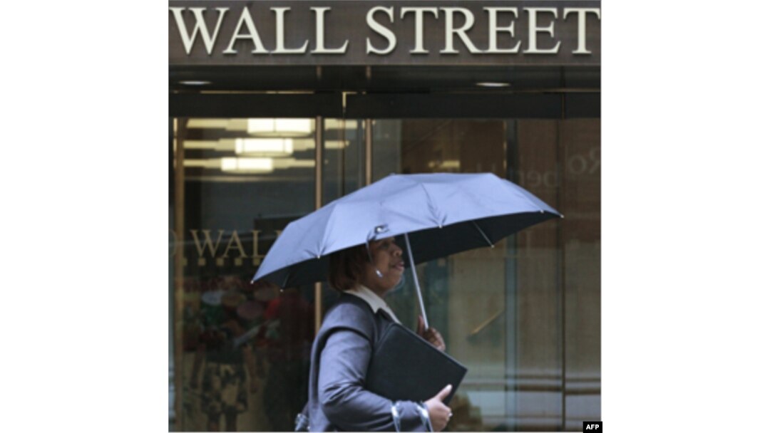 Namoyishlar 17-sentabrda Uoll Strit (Wall Street), Nyu-Yorkda yirik birjalar joylashgan ko'chada boshlangan edi