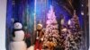 Подивитися на вітрини нью-йоркських магазинів – незмінна різдвяна традиція