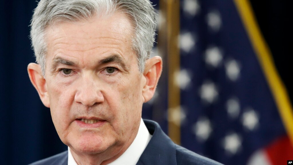 El presidente de la Reserva Federal de EE.UU., Jerome Powell, dice que la economÃ­a del paÃ­s se mantiene en buen estado.