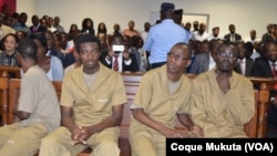 Activistas angolanos em tribunal