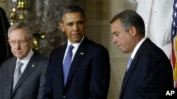 지난달 27일 미국 연방정부 예산 자동삭감과 관련해 회담한 바락 오바마 미국 대통령(가운데)과 의회 양원 지도부.