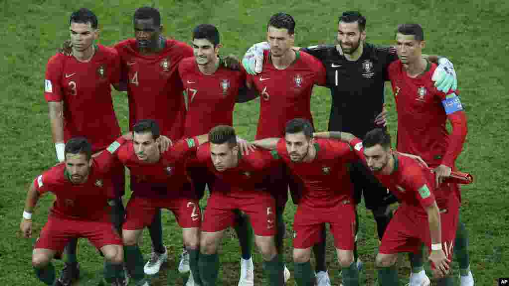 تیم ملی پرتگال در رقابت با اسپانیا ۳ مقابل ۳ مساوی شد، هر سه گول پرتگال را کرستیانو رونالدو به ثمر رساند