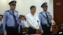 Bo Xilai as he appeared earlier in Jinan Intermediate People's Court, China's eastern Shandong Province.