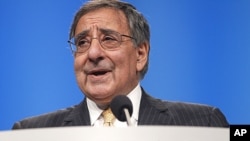 US Defense Secretary Leon Panetta speaks before the American Israel Public Affairs Committee (AIPAC), in Washington, March 6, 2012. 