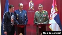 U razgovoru sa načelnikom Generalštaba Vojske Srbije generalom Ljubišom Dikovićem, Bridlav je istakao da NATO u potpunosti poštuje vojnu neutralnost Srbije.