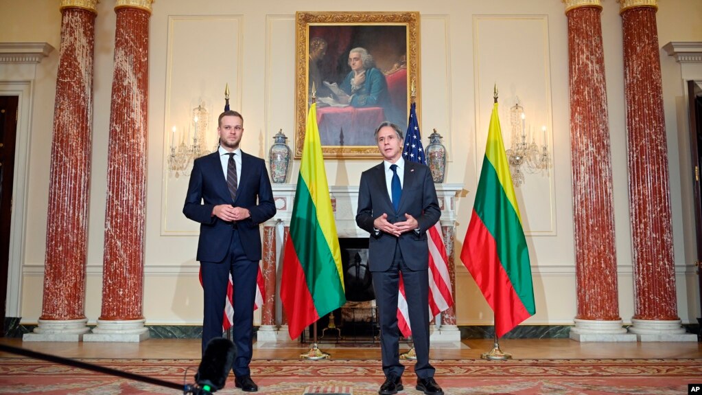 Госсекретарь США Энтони Блинкен и министр иностранных дел Литвы Габриэлюс Ландсбергис