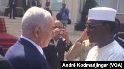 Benyamin Netanyahu et Idriss Deby Itno le 20 janvier 2019, à N'Djamena au Tchad. (VOA/André Kodmadjingar)