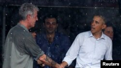 Ông Anthony Bourdain và TT Barack Obama