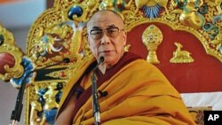西藏流亡精神領袖達賴喇嘛(資料圖片)