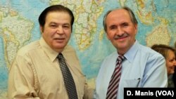 Ο Γ. Μπίστης με τον Έλεζ Μπιμπεράϊ