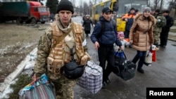 Эвакуация мирных жителей из Дебальцево