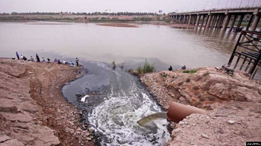 آلودگی آب در روخانه کارون در اهواز