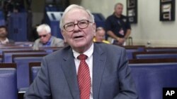 Warren Buffett is interviewed in the White House Briefing Room in Washington, July 18, 2011