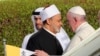 دیدار رهبر کاتولیک های جهان از شبه جزیره عرب پایان یافت