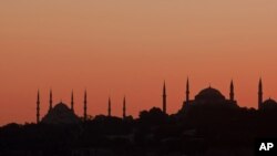 The sunset in Istanbul, Turkey, October 19, 2011 (file photo).