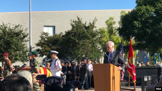 Bộ trưởng Hải quân Richard Spencer phát biểu tại lễ tưởng niệm 81 chiến sĩ VNCH ngày 26/10/2019 tại Westminster, California.