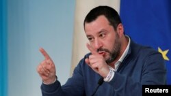 Le ministre italien de l’Intérieur, Matteo Salvini, lors d’une conférence de presse à Rome, en Italie, le 14 janvier 2019.