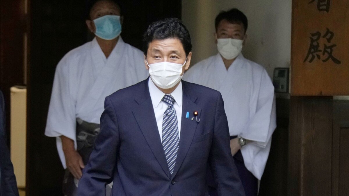 日防卫大臣参拜靖国神社 或引发中韩抗议