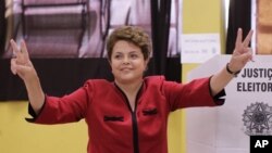 Brasil: Emocionada, Dilma Rousseff Agradece a Lula da Silva