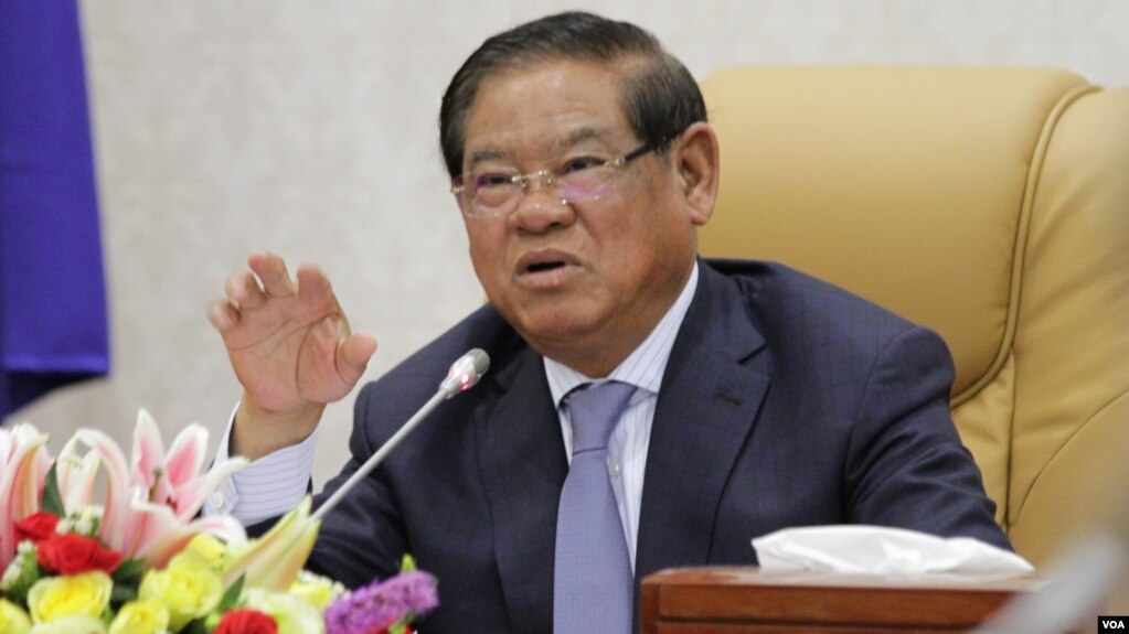 រូបឯកសារ៖ លោក ស ខេង រដ្ឋមន្រ្តីក្រសួងមហាផ្ទៃថ្លែងនៅក្នុងកិច្ចប្រជុំរដ្ឋមន្រ្តីនៃគណៈកម្មាធិការជាតិសម្រាប់ការអភិវឌ្ឍតាមបែបប្រជាធិបតេយ្យនៅថ្នាក់ក្រោមជាតិ (គ.ជ.អ.ប) នៅថ្ងៃព្រហស្បតិ៍ ទី១០ ខែសីហា ឆ្នាំ២០១៦ រាជធានីភ្នំពេញ។ (ឡេង ឡែន/VOA)