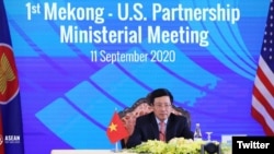 越南外交部长范平明(Pham Binh Minh)在东盟会议期间发表讲话（2020年9月11日）。