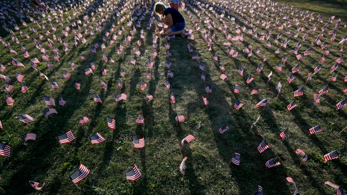 7 августа 2001 год. Парк 11 сентября 2001 года. Число погибших 11 сентября 2001 года в США. Количество погибших 11 сентября 2001.