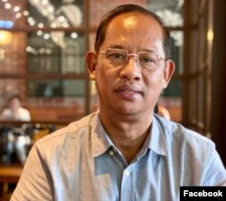 លោក ម៉ោញ សារ៉ាត់ ប្រធាន​ក្រុមការងារ​គណបក្ស​សង្គ្រោះ​ជាតិ​ប្រចាំខេត្ត​ឧត្តរមានជ័យ។ (Facebook/Mounh Sarath (ម៉ោញ សារ៉ាត់))