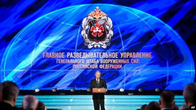 Presidenti Putin u drejtohet oficerëve të GRU-së