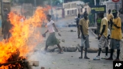 Des manifestants à Bujumbura le 21 mai 2015. Photo AP