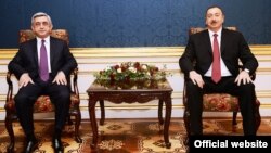 Serj Sarkisyan ve İlham Aliyev en son geçen yıl Viyana'da biraraya gelmişti