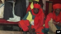 On the left is the Emir of Mafara, Alhaji Bello Mohammadu Barno, who representated the Sultan of Sokoto.