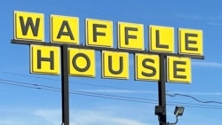 Waffle House aumenta precios de huevos por brote de gripe aviar