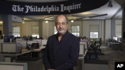 Gabriel Escobar, inmigrante colombiano que ha sido nombrado editor principal de The Philadelphia Inquirer, después de ser el segundo al mando desde el 2017.