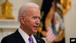 លោក​ប្រធានាធិបតី Joe Biden ថ្លែង​អំពី​ជំងឺ​កូវីដ១៩ នៅ​ក្នុង​សេតវិមាន រដ្ឋធានី​វ៉ាស៊ីនតោន ថ្ងៃទី២១ ខែមករា​ ឆ្នាំ២០២១។ 