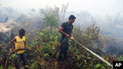 Indonésia: Vítimas do vulcão Merapi refazem a vida através do turismo