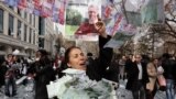 Members of the main opposition Republican People&#39;s Party throw fake Euro bills into the air during an anti-government protest denouncing a corruption scandal that has shaken Prime Minister Recep Tayyip Erdogan&rsquo;s government, in Ankara, Turkey.