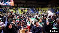Fans in Tehran watch Iran v United States - Tehran, Iran - November 29, 2022 Iran fans watch the match at Shiroodi stadium Majid Asgaripour/WANA (West Asia News Agency) via REUTERS