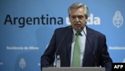 El presidente de Argentina, Alberto Fernández, extiende la cuarentena por COVID-19 hasta el 12 abril de 2020.
