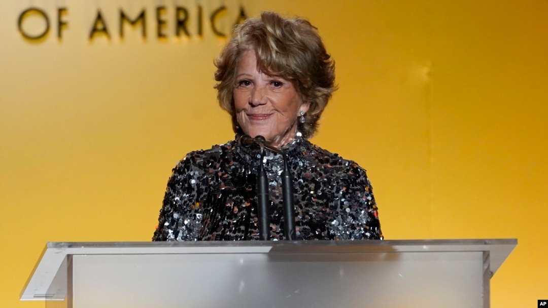 FILE - Actress Linda Lavin speaks at the 33rd annual Producers Guild Awards at the Fairmont Century Plaza Hotel in Los Angeles, California, March 19, 2022. She has died at age 87.
