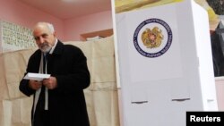 Պարույր Հայրիկյան