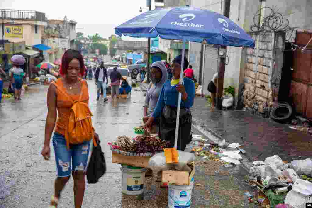 همه ساله در این موقع سال، کشور هائیتی دردریای کارائیب هدف توفان‌های استوایی قرار می‌گیرد. 