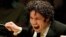 Dudamel es actualmente el director musical de la Filarmónica de Los Ángeles, así como de la Orquesta Sinfónica de Gotemburgo y de la Orquesta Sinfónica de la Juventud Venezolana Simón Bolívar.