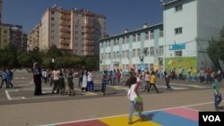 Kurd perwerdeya bi zimanê xwe yê dayikê xwe dixwazin