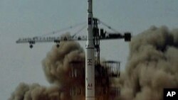 Launch of a North Korean shorter-range missile from Musudan-ri (file photo - 05 Apr. 2009)