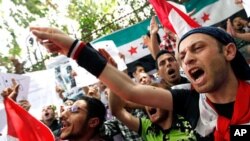 Li Banyas Serbazên Sûrî 3 Xanim Kuştin