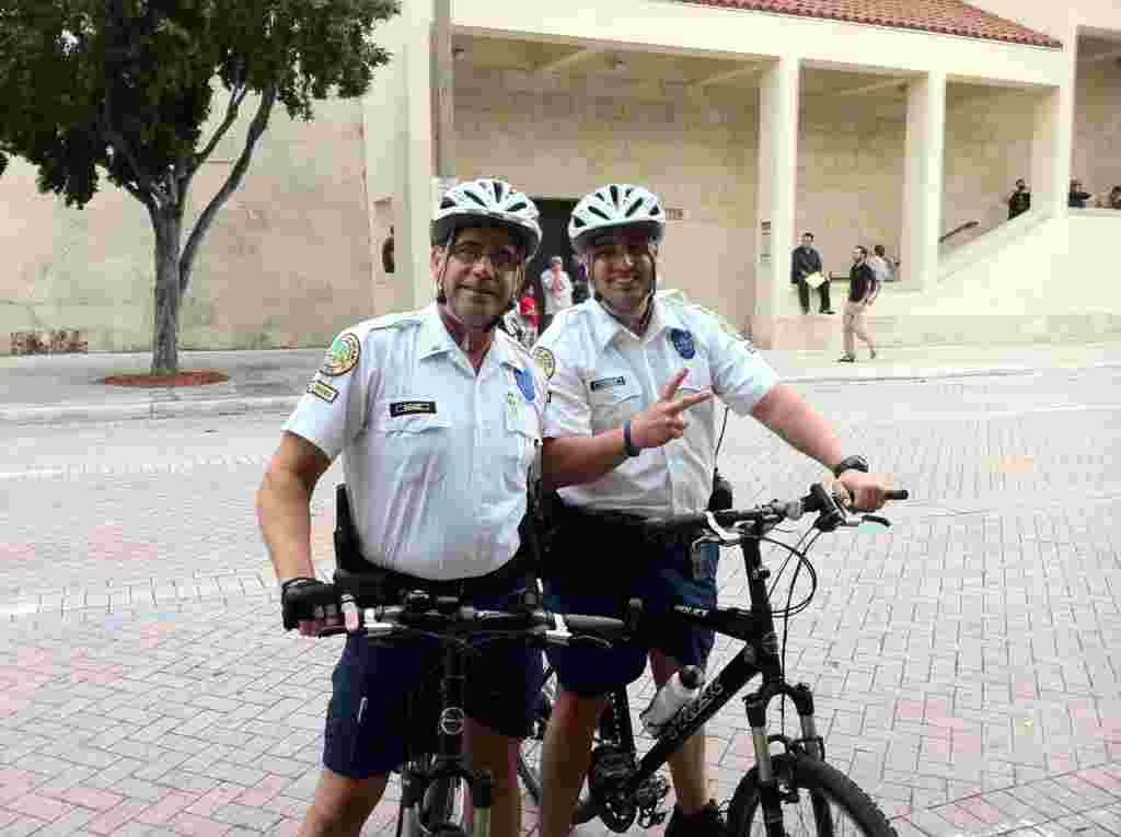 La policía de Miami manifestó que la protesta fue ordenada y que no tuvo ningun altercado importante.