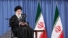 Pemimpin Tertinggi Iran Ayatollah Ali Khamenei berbicara di Teheran, Minggu (7/2). 